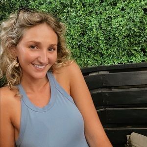 Meet your Posher, Hannah